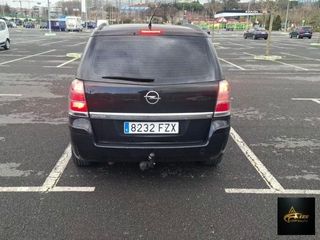 OPEL Zafira 1.8 16V VVT Cosmo