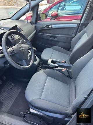 OPEL Zafira 1.8 16V VVT Cosmo