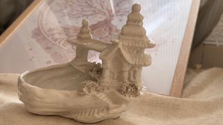 Jardinera/ vacía bolsillos cerámica oriental