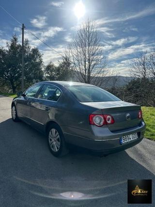 VOLKSWAGEN Passat 2.0 16V TDI DSG Highline