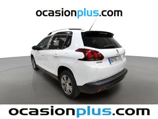 Peugeot 2008 PureTech 110 S&S Style 81 kW (110 CV)