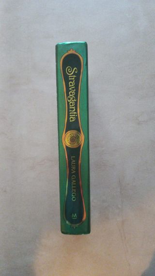 Stravagantia. Laura Gallego.