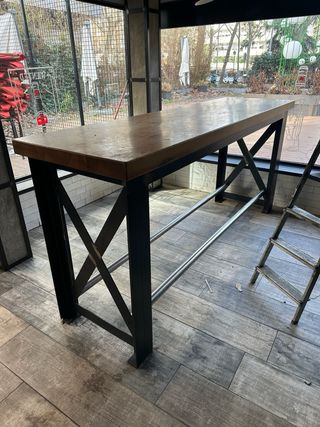 Mesa alta madera y mármol