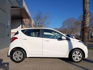 HYUNDAI i10 1.0 Essence