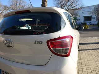 HYUNDAI i10 1.0 Essence