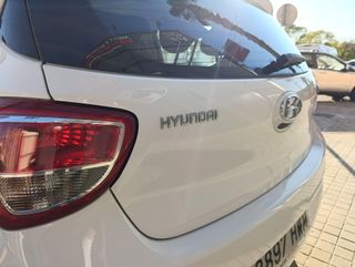HYUNDAI i10 1.0 Essence