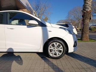 HYUNDAI i10 1.0 Essence