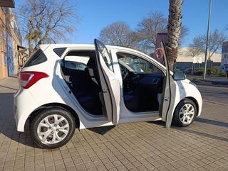 HYUNDAI i10 1.0 Essence