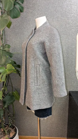 Abrigo lana Zara Gris Mujer