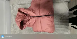 Abrigo corto Bershka rosa talla m