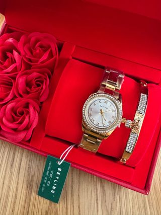 Reloj SKYLINE Mujer Dorado y Blanco