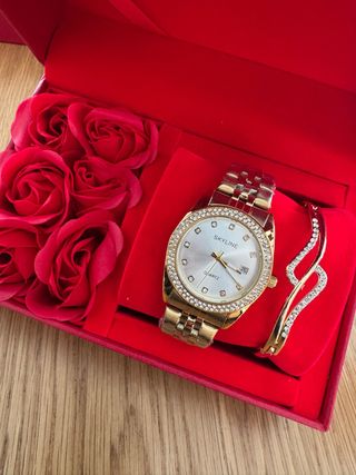 Reloj Skyline Dorado y Blanco Mujer