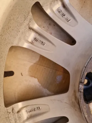 Juego 4 Llantas Mercedes Benz 205/55R16 Snowproof