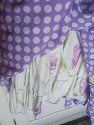 Traje de flamenca blanco y morado