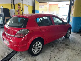 Opel Astra 2009