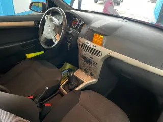 Opel Astra 2009
