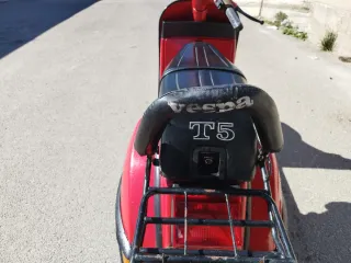 Vespa PX 125 T5 Roja y Negra