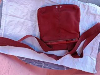 Tracolla Piquadro rossa in tessuto e pelle