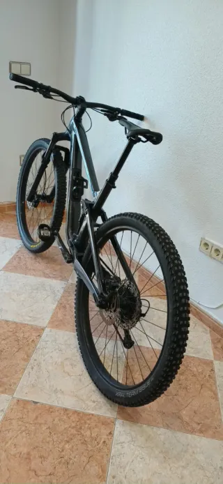 Bicicleta de Montaña Doble Suspensión