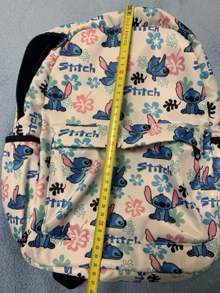 Mochila de Stitch con flores