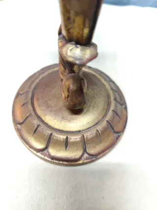 Applique in legno dorato