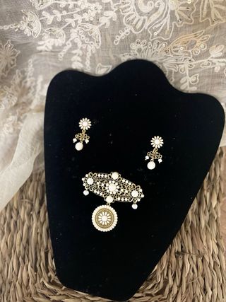 Conjunto Aderezo fallera, huertana o bailes niña