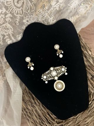 Conjunto Aderezo fallera, huertana o bailes niña