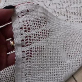 Centrotavola/runner uncinetto filet fatto a mano