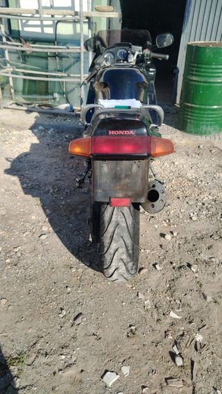 Honda VFR 750 F 1997 Sportbike sin dodocumen