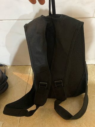 Mochila Azul Marino Negra