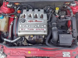 Alfa romeo 189949 4960624988r brazo suspensión 147