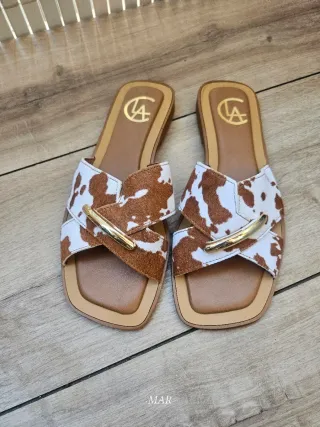 Sandalias CLA Piel Vacuno Marrón y Blanco