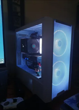 Torre PC Lian Li 216 Blanca