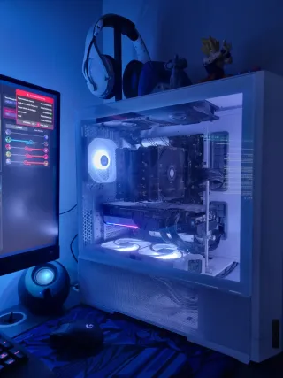 Torre PC Lian Li 216 Blanca