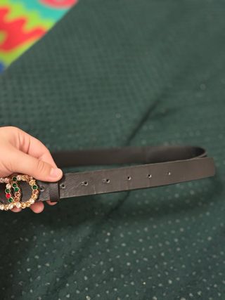 Borsa con cintura e fibbia gioiello