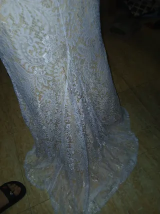 Vestido largo encaje blanco con forro beige