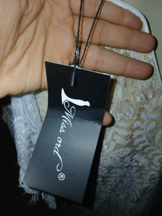 Vestido largo encaje blanco con forro beige