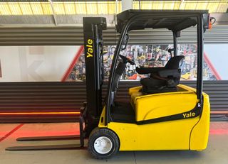 CARRETILLA ELEVADORA 2000 KG OCASION AÑO 2016