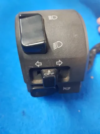 Piña luces izquierda KTM 690 SMC '07