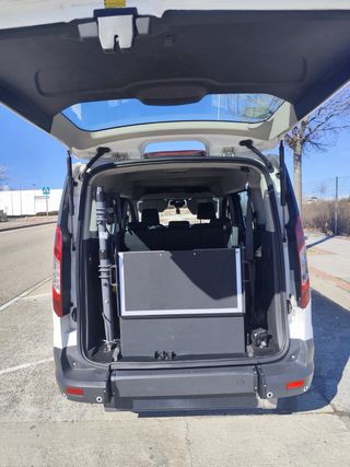 Ford tourneo connect