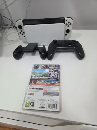 Nintendo Switch Pokémon Scarlatto