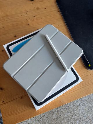 iPad A16 Gris + Pencil + Funda + Protect pantalla