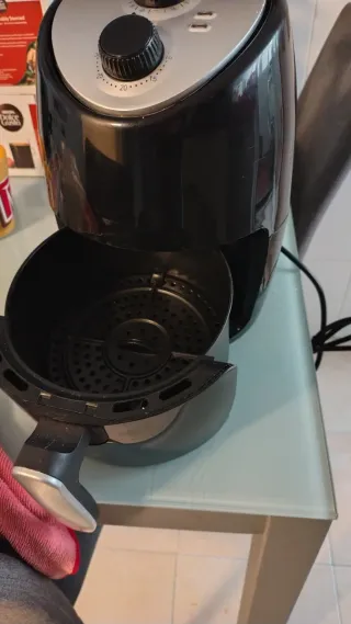 Freidora de aire negra