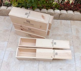 Scatole di legno per fai da te, decorazione cantina