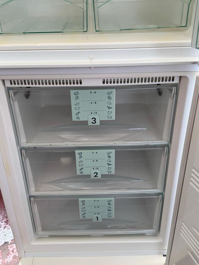 FRIGORÍFICO COMBI LIEBHERR BLANCO