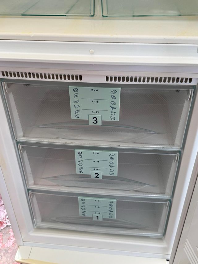 FRIGORÍFICO COMBI LIEBHERR BLANCO