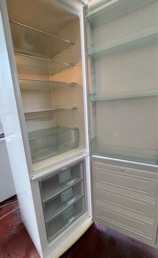 FRIGORÍFICO COMBI LIEBHERR BLANCO