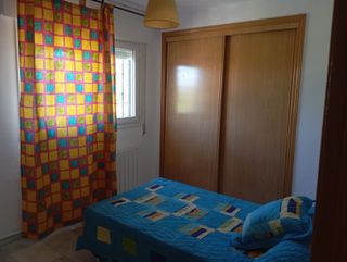 Casa adosada en esquina Estación Autobuses