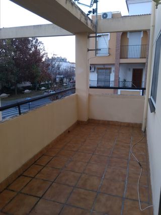 Casa adosada en esquina Estación Autobuses