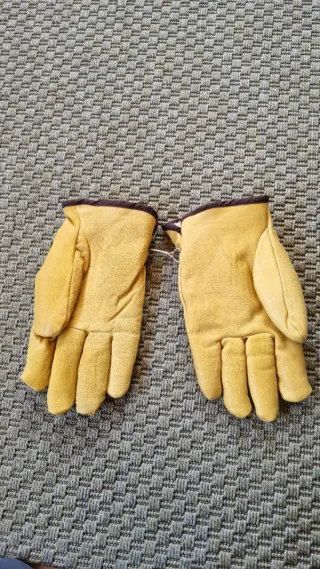 Guanti invernali in pelle gialla
